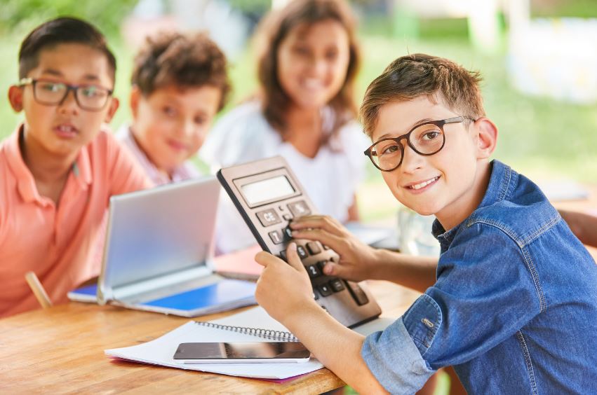 Como aplicar o método do reforço positivo na educação dos seus filhos